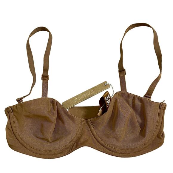 SKIMS Other - SKIMS ULTRA FINE MESH STRAPLESS BRA SIZE  30B‎